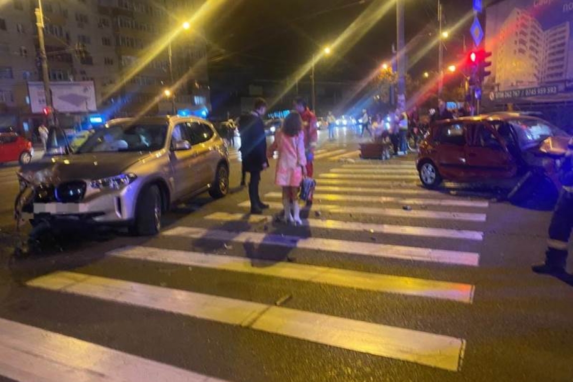 FOTO  Accident grav pe Șoseaua Nordului. O persoană, transportată la spital