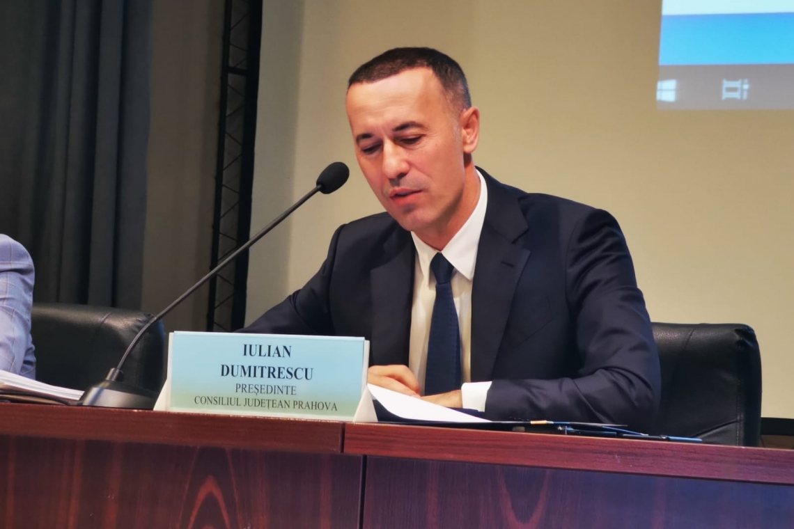 Președintele Iulian Dumitrescu, despre cumpărarea fostei Case a Căsătoriilor: Ca să nu facem noi chiar toate lucrurile în Ploiești, aș vrea să mai lăsăm puțin și la primărie să facă