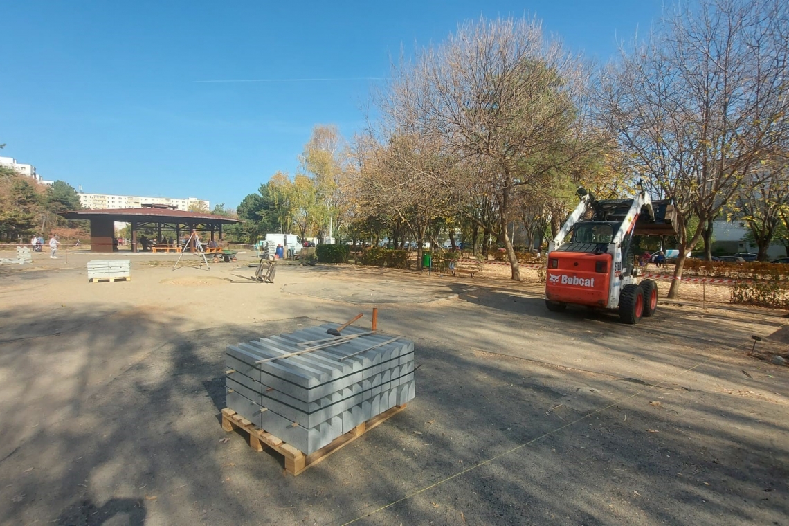 Se construiește un nou loc de joacă în Ploiești