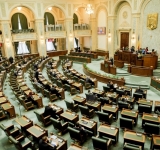 Angajați ai Senatului, achetați de IPJ Prahova că au folosit adeverințe false pentru împrumuturi CAR