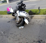 Moped implicat într-un accident în Ploiești