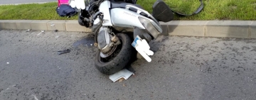 Moped implicat într-un accident în Ploiești