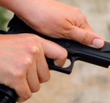 Un elev din Ploiești a intrat în școală cu un pistol de air-soft.  Poliția alertată la două luni de la incident