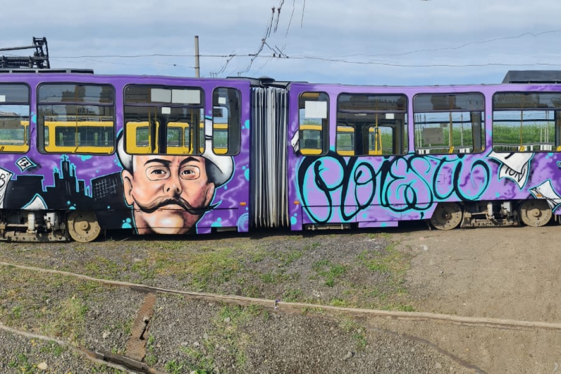 Atât se poate! Tramvaiele casate din Oradea dau viață celor din Ploiești