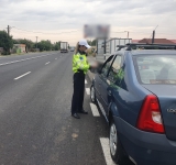 Copil de 16 ani, lăsat să conducă pe DN1 de mama sa. A fost prins în trafic la Bușteni