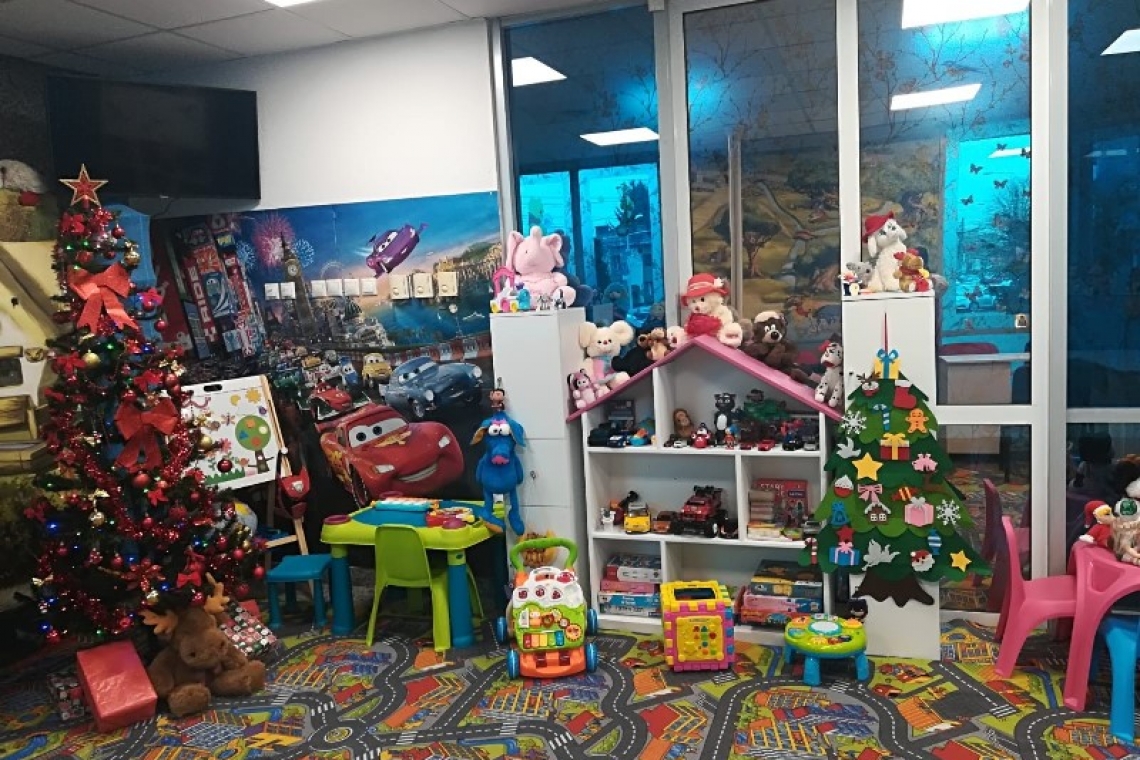 “Camera poveștilor”, spațiul din Primăria Ploiești dedicat minorilor ce sunt consiliați și evaluați psihologic