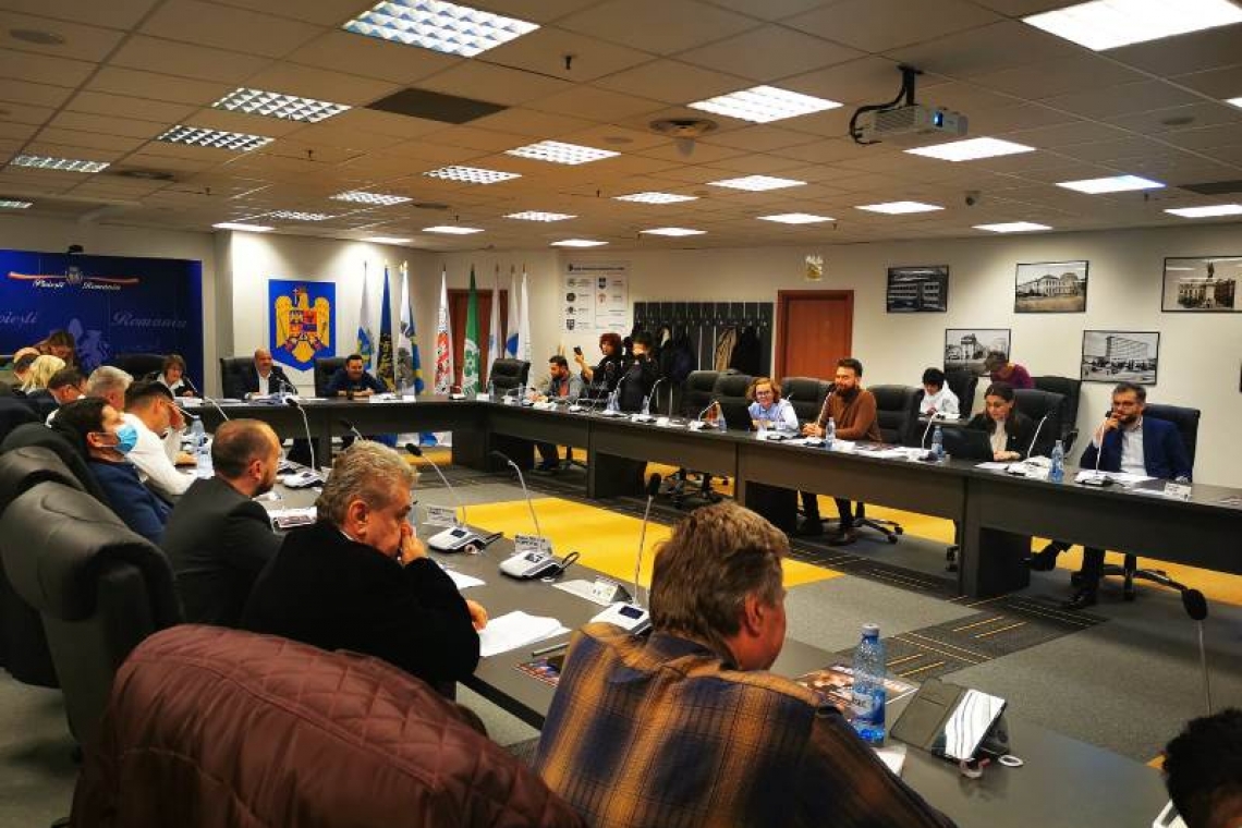 Consiliul Local Ploiești: Aşteptăm explicaţiile reprezentaţilor Primăriei Ploieşti referitoare la modul în care au fost organizate Orăşelul Copiilor şi Târgul de Crăciun