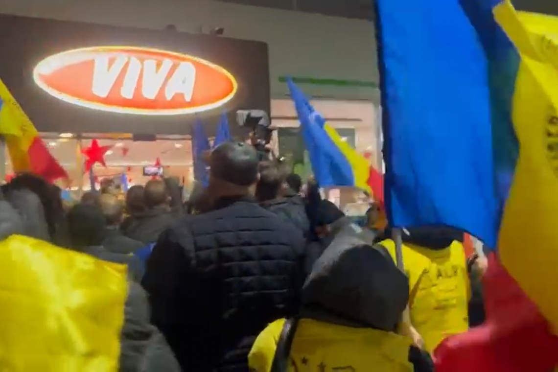 Activitatea benzinăriei OMV de pe B-dul Republicii, blocată de membrii AUR