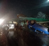 VIDEO Accident în Prahova. Unul dintre șoferi a părăsit locul accidentului