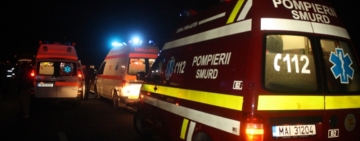 Accident în Prahova. Două persoane, transportate la spital