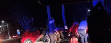 Accident cumplit la Bucov. Un tânăr a murit, iar alți doi au ajuns la spital