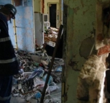 Explozie într-un apartament din Mizil. O persoană a fost rănită
