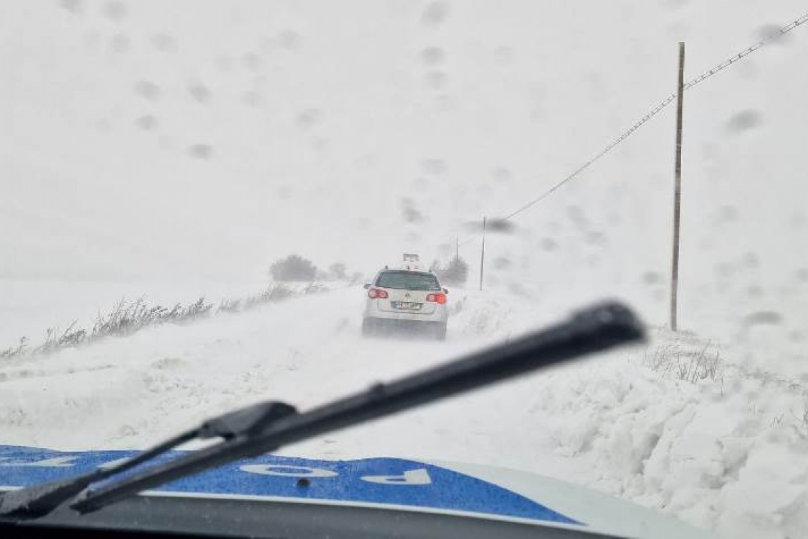 Atenție, șoferi! Drumurile din Prahova pe care se circulă cu dificultate