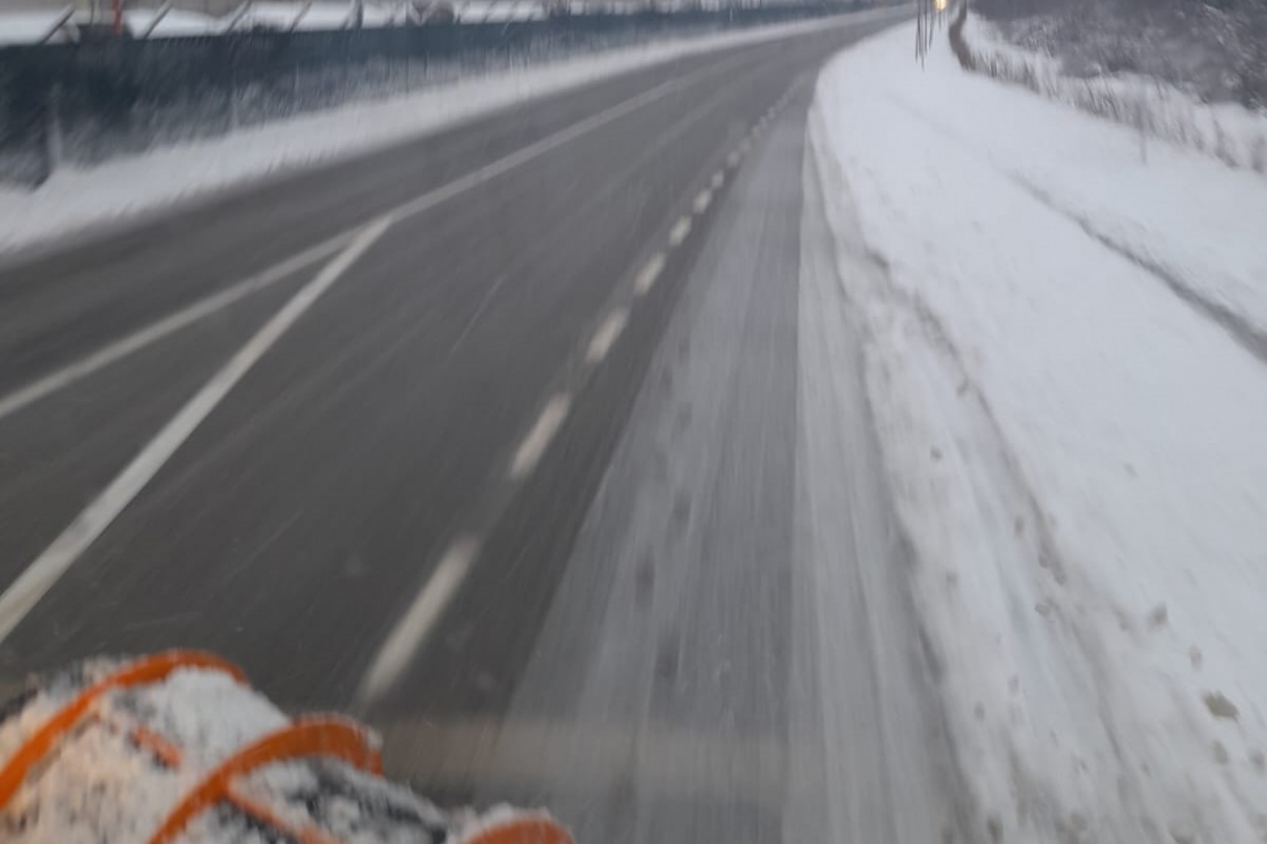 Prahova, sub COD GALBEN de viscol și ninsoare. Situația Drumurilor Județene