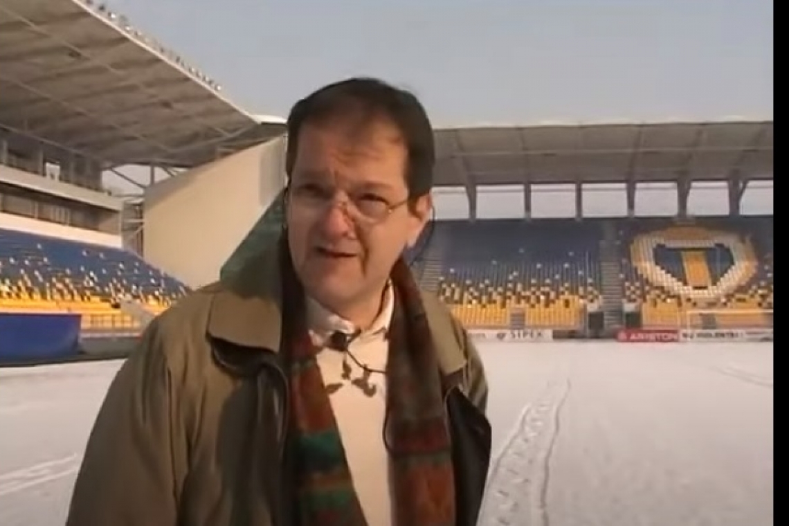 Gazonul de pe Ilie Oană, distrus după ninsoare. Explicațiile administratorului stadionului, Titel Arsene