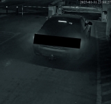 Bariera parcării de pe Cuza Vodă a fost distrusă. Șoferul, căutat de Poliție