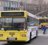 Călătorii care urcă în mijloacele de transport TCE cu haine murdare sau împuțite, sancționați de polițiștii locali ploieșteni