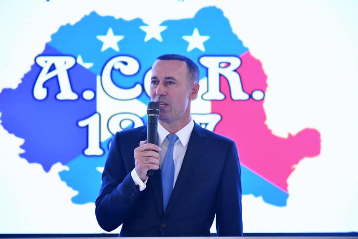 Iulian Dumitrescu: Este anul în care, împreună cu primarii, trebuie să punem proiectele noastre în practică și să îmbunătățim condițiile de viață ale prahovenilor