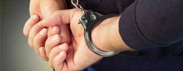 Prahovean reţinut de Poliţie. Conducea pe DN1 băut şi fără permis o maşină cu numerele expirate