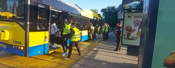 Peste 400 de călători prinși fără bilet în mijloacele de transport în comun din Ploiești