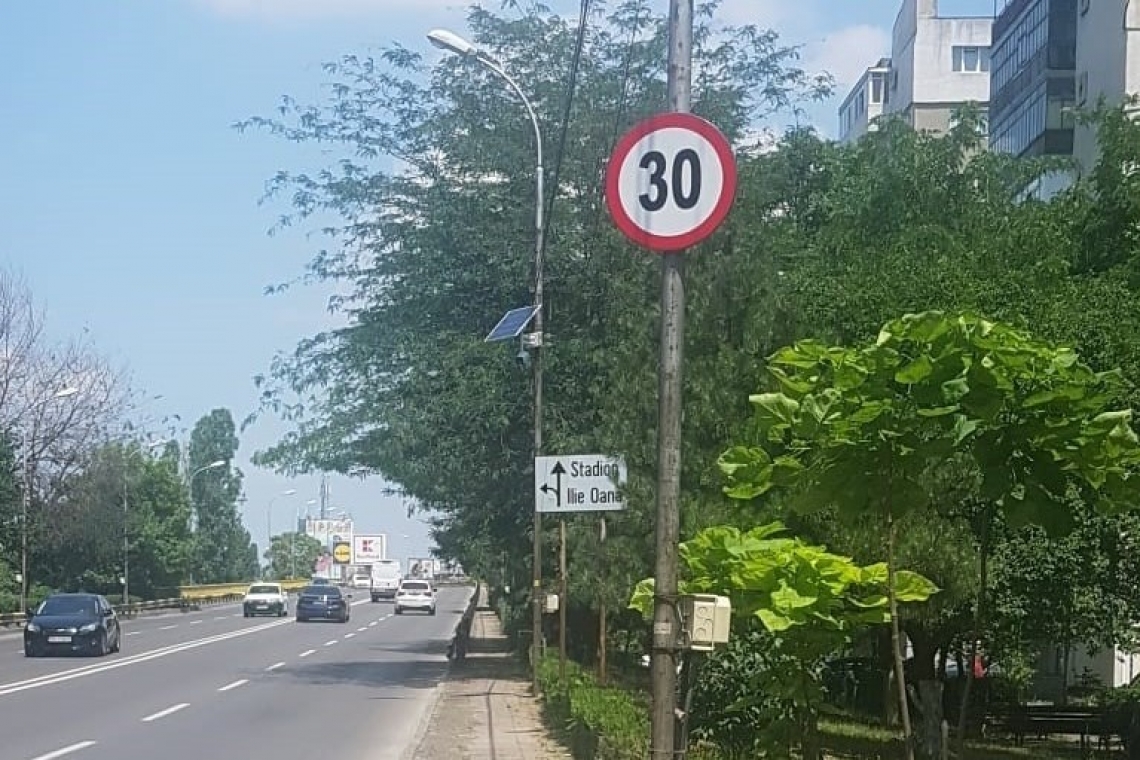 Probleme la structura de rezistență a Podului de la Gara de Sud. Traficul rutier este monitorizat VIDEO