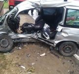 FOTO Accident grav pe DN1A, la Lipănești. Două persoane, transportate la spital