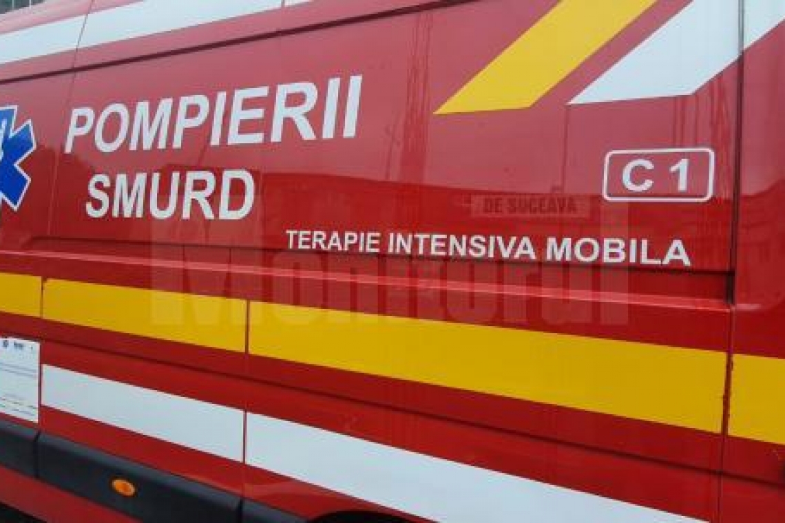 Trei bicicliști, loviți de mașină pe DN 1, la ieșire din Ploiești. Unul a fost transportat la spital