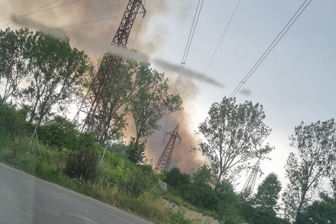 Nu s-a putut circula pe DN1, în zona Buda.15 hectare de grâu distruse din cauza unui fulger