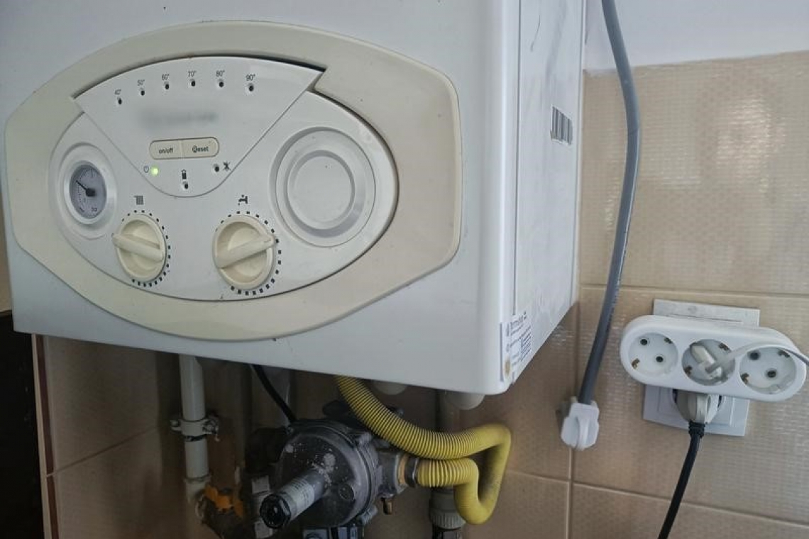 Răspunsul decisiv împotriva poluării: Interzicerea centralelor cu gaz la bloc, o soluție vitală pentru mediu și sănătate