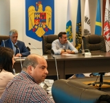 PNL Ploiești: Domnul primar Andrei Volosevici a dat dovadă de un cinism fără precedent, târând într-un scandal monstruos atât asociațiile de pensionari din Ploiești, cât și Spitalul Municipal