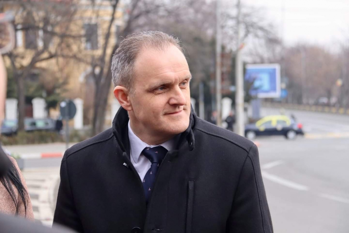 AUR Prahova, reacție fermă la adresa prefectului PSD, Virgiliu Nanu: Își protejează candidatul de la Târgșoru Vechi, ignorând decizia ANI