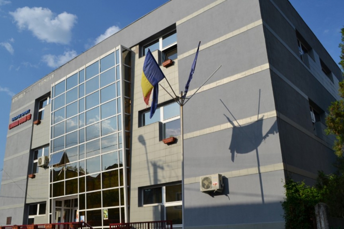VOLOSEVICI, nu-ți vărasa nervii și ura pe micuțele gimnaste de la CSM!