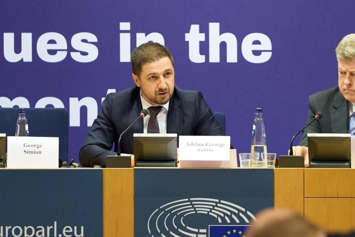 Adrian Axinia, europarlamentar AUR: I-am cerut Ursulei von der Leyen să ne explice de ce companiile românești plătesc taxe uriașe pentru stocarea dioxidului de carbon