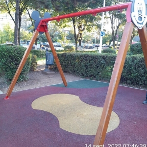 parc_vandalizat_cameliei1 (1)