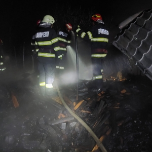incendiu noaptea (2)